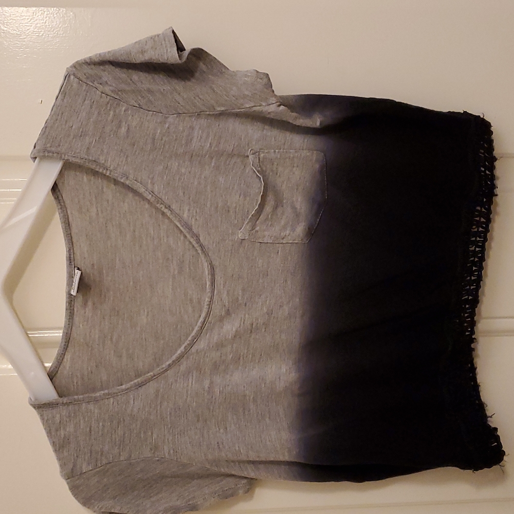 EMPYRE M crop top